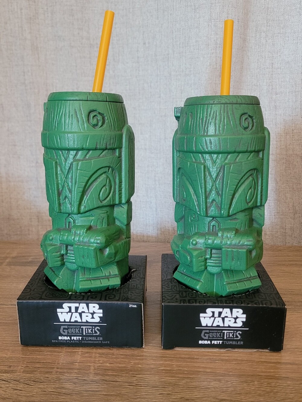 Star Wars Green Boba Fett Tiki Tumbler Pair Yellow Straws Mandalorian Disney